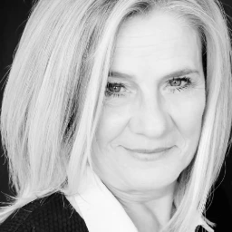 photo de Sylvie Séguès, membre de l’équipe de management dans le bassin d’Arcachon