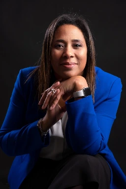 photo de Yasmina Gaël, membre de l’équipe de management à Dammartin-en-Goële